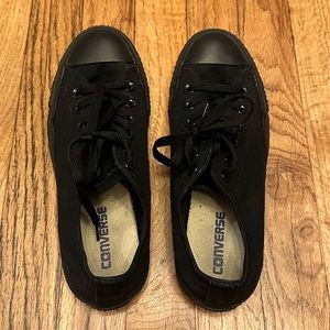 All Black Converse Low-Tops W7.5 / M5.5